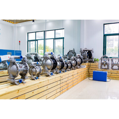 अपशिष्ट जल उपचार के लिए 120psi अधिकतम दबाव और 90gpm अधिकतम प्रवाह के साथ 1 1/2 "304 स्टेनलेस स्टील एयर-ऑपरेटेड डायफ्राम पंप